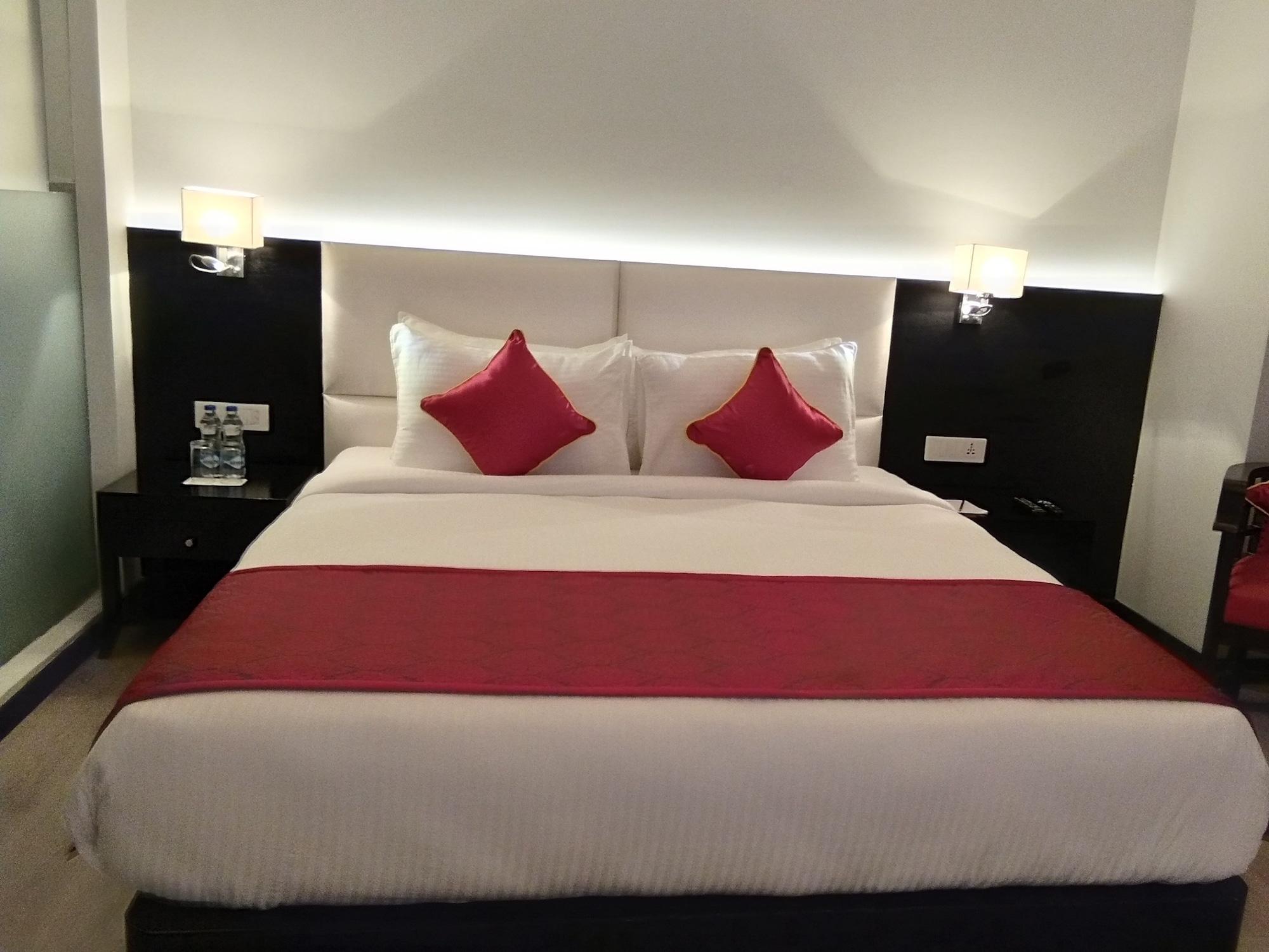 Ramada Encore Джаландхар Екстериор снимка