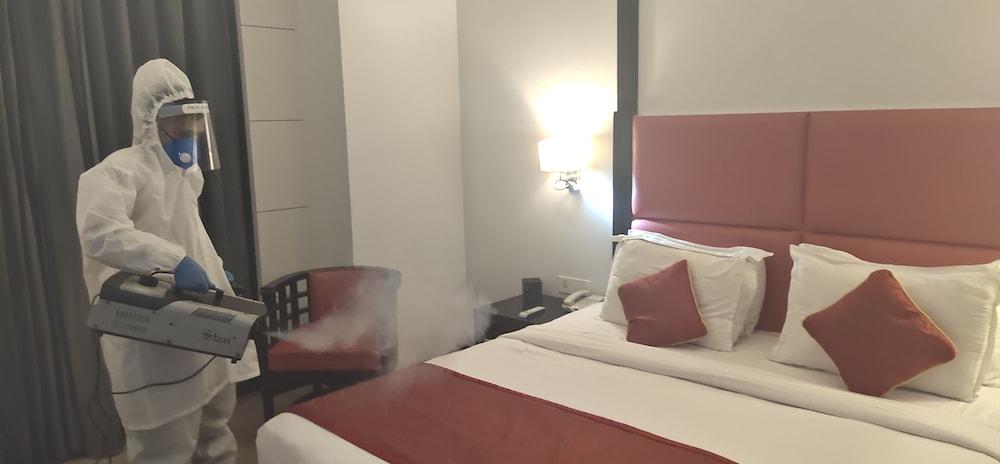 Ramada Encore Джаландхар Екстериор снимка