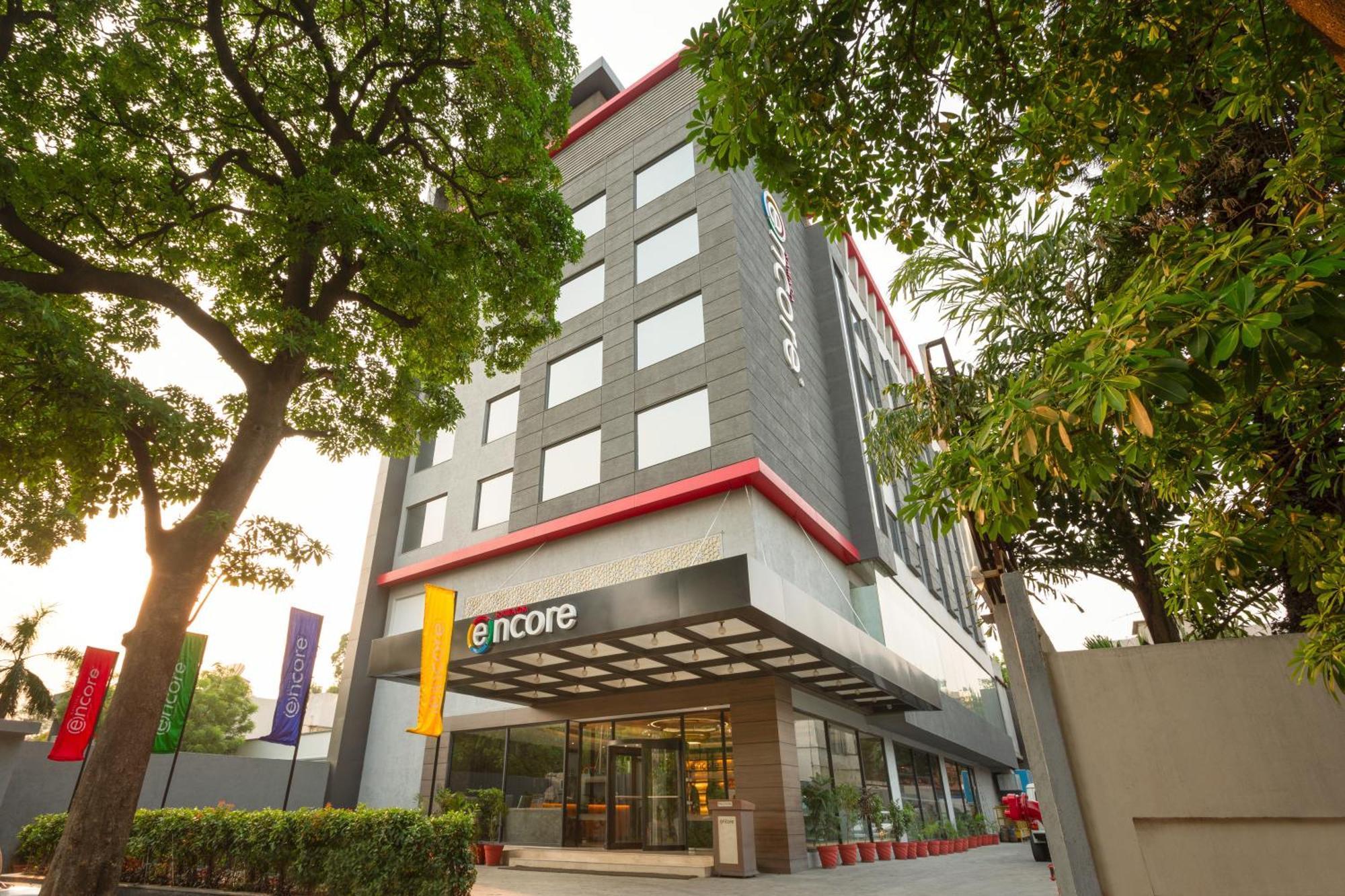 Ramada Encore Джаландхар Екстериор снимка