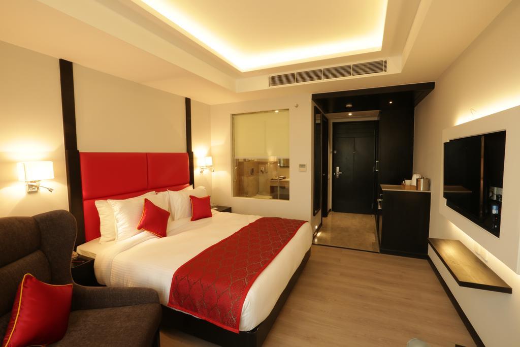 Ramada Encore Джаландхар Екстериор снимка