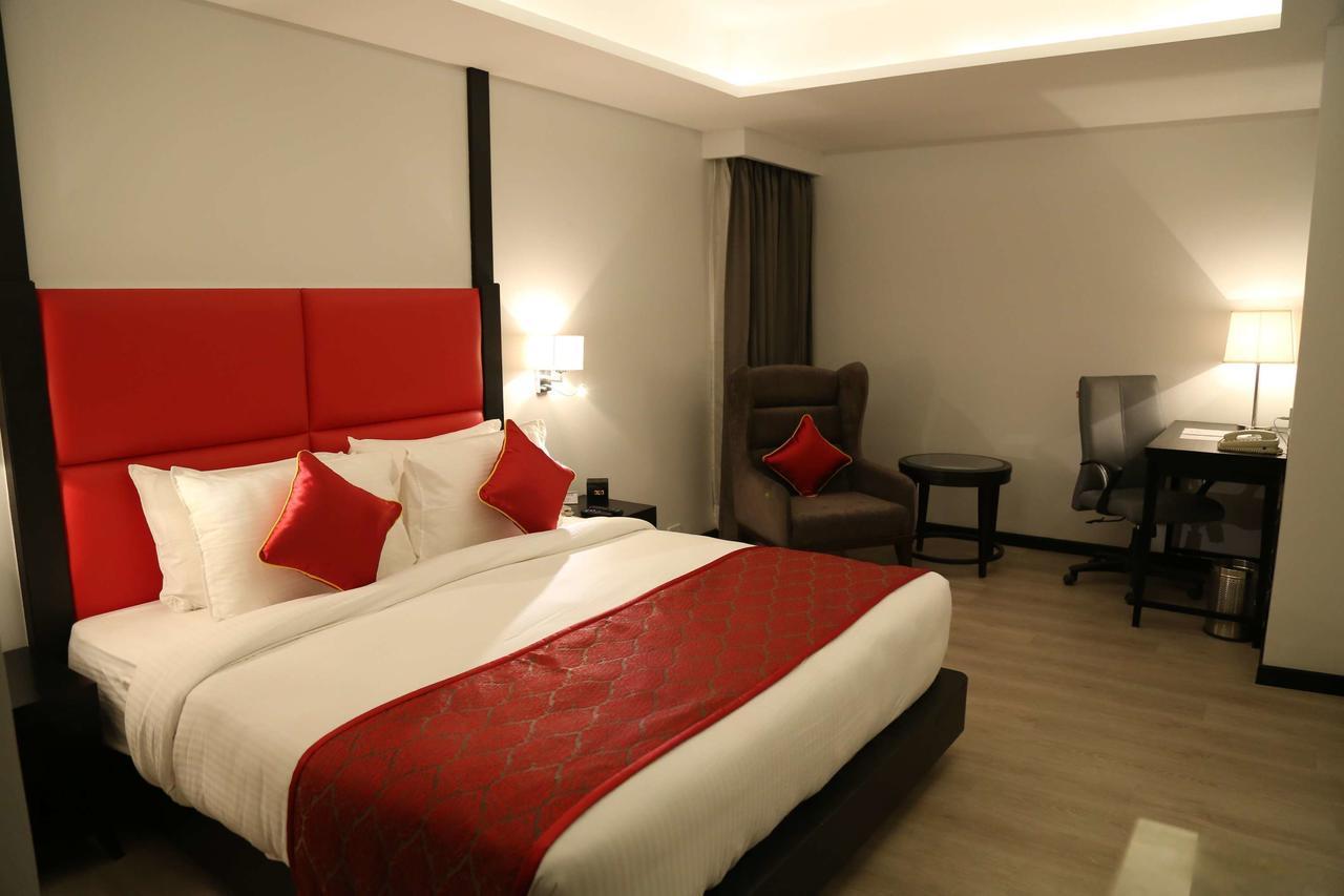 Ramada Encore Джаландхар Екстериор снимка