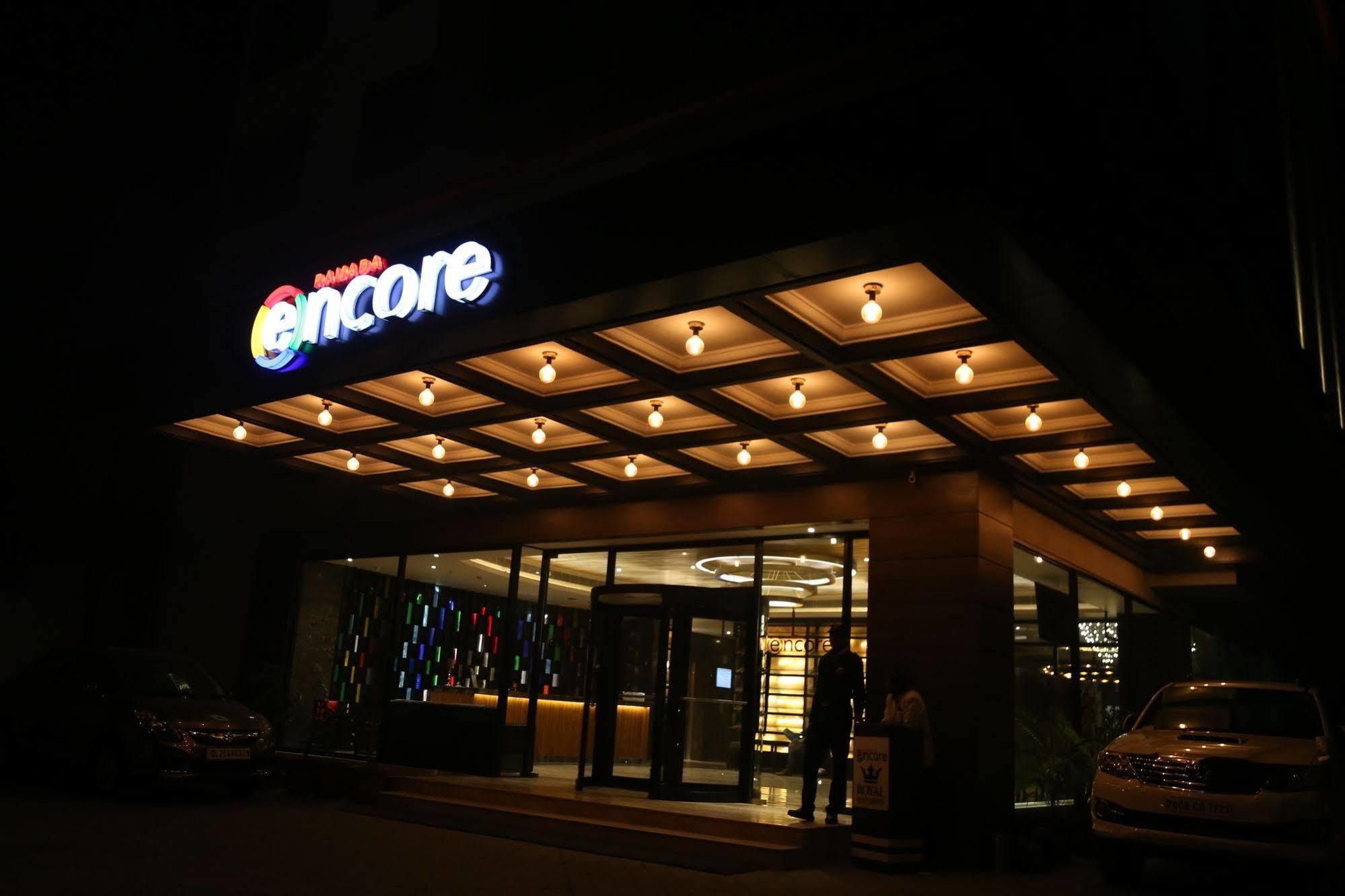 Ramada Encore Джаландхар Екстериор снимка