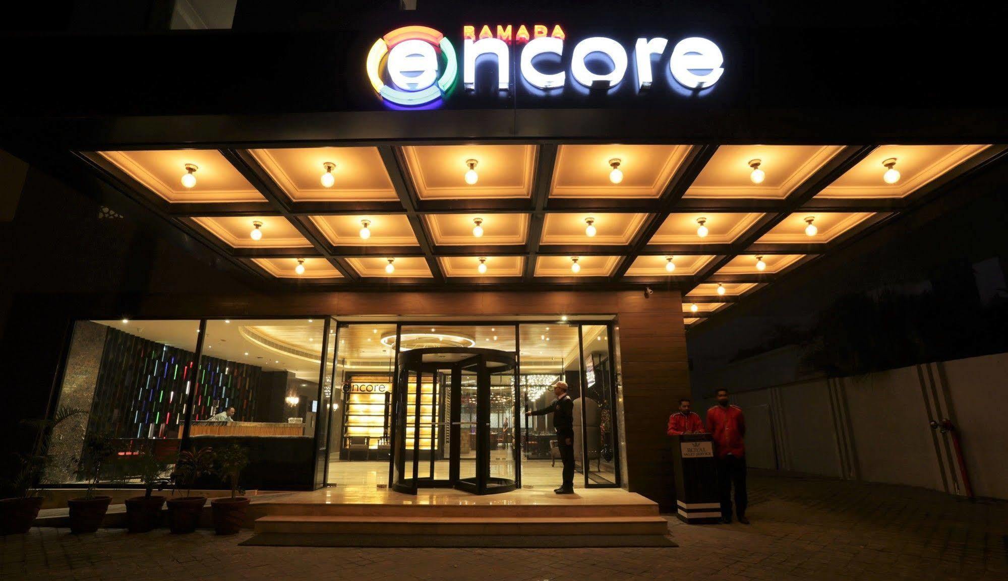 Ramada Encore Джаландхар Екстериор снимка