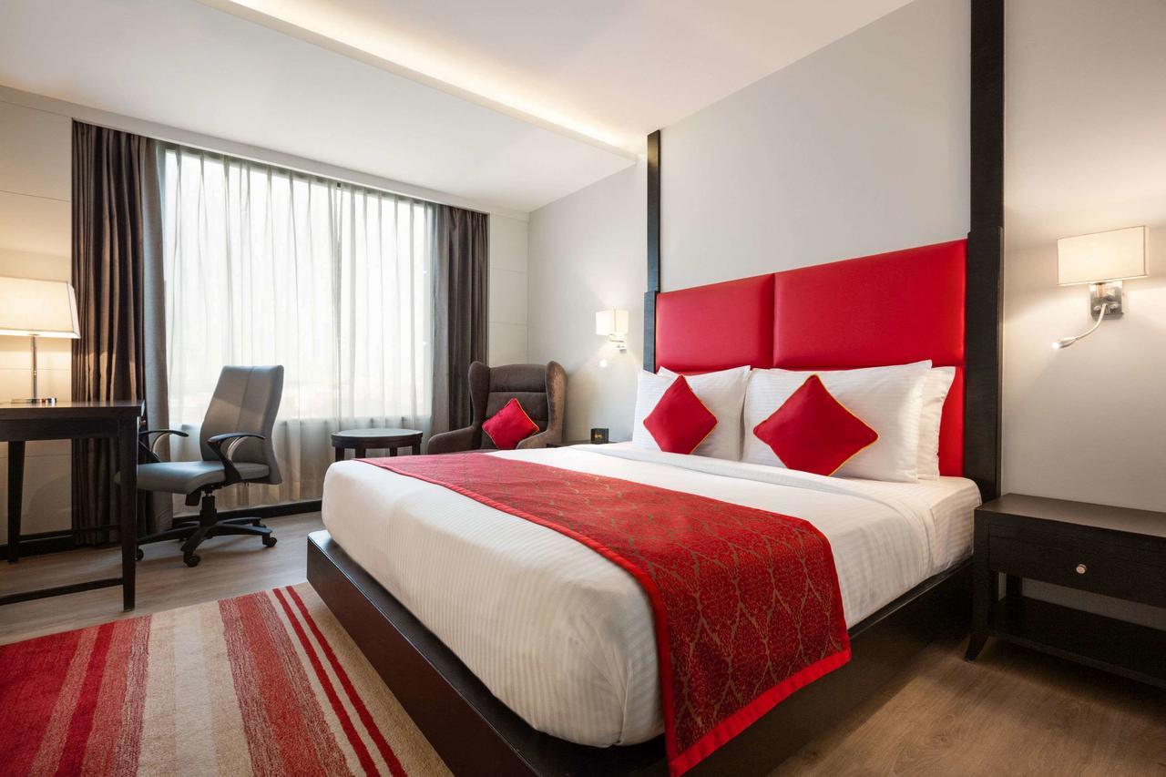 Ramada Encore Джаландхар Екстериор снимка